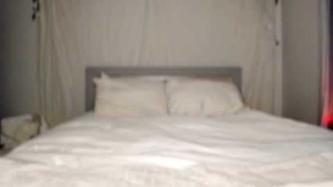 annaxoxo_ online show from December 19, 2025, 6:15 pm