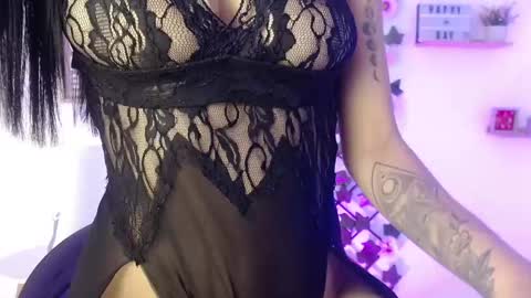 Snapshot of anne_colucci chatting on March 3, 2025, 8:38 am Anne online show from March 3, 2025, 8:38 am