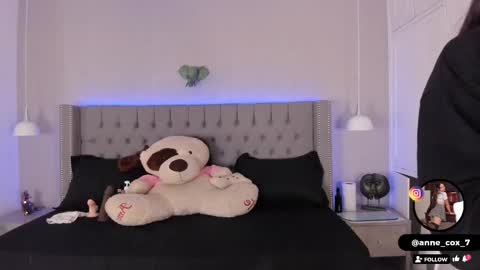 annex online show from September 18, 2025, 11:34 am