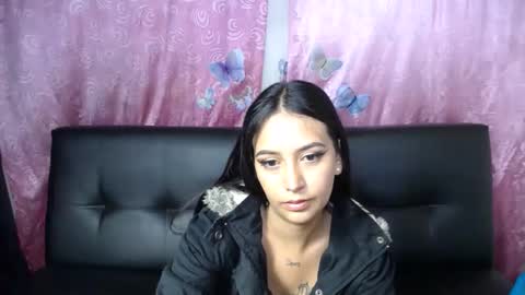 Snapshot of anne_jm chatting on January 21, 2025, 4:43 am Anne online show from January 21, 2025, 4:43 am