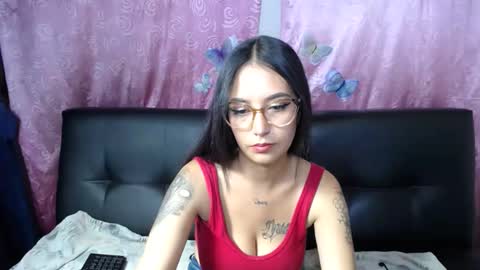 Snapshot of anne_jm chatting on January 22, 2025, 2:37 am Anne online show from January 22, 2025, 2:37 am