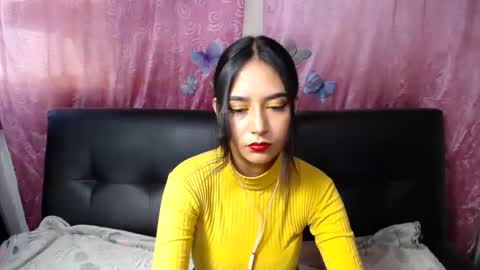 Snapshot of anne_jm chatting on February 19, 2025, 9:58 pm Anne online show from February 19, 2025, 9:58 pm