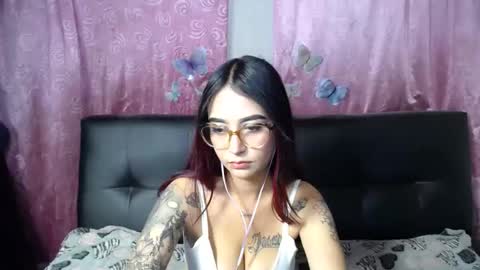 Snapshot of anne_jm chatting on September 26, 2025, 3:43 am Anne online show from September 26, 2025, 3:43 am