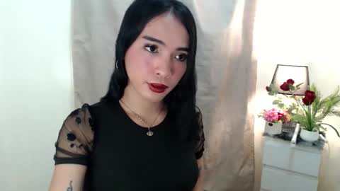 Snapshot of anne_kourtney chatting on November 29, 2025, 12:52 pm vanessa online show from November 29, 2025, 12:52 pm