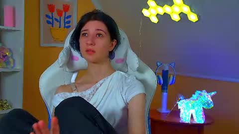 Anne online show from July 27, 2026, 6:15 pm