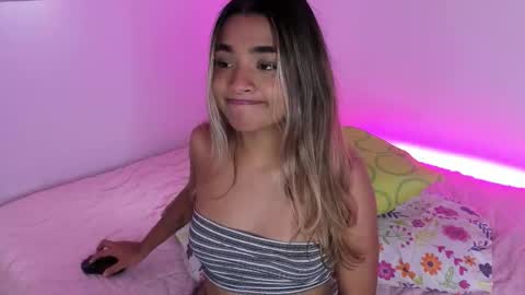 Snapshot of annebull_ chatting on September 15, 2025, 9:48 pm Anne online show from September 15, 2025, 9:48 pm