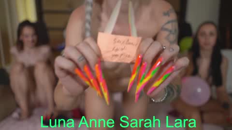 Annemanifique  Anne   Lara Kelly  online show from December 31, 2024, 2:14 pm