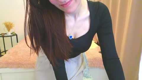 Snapshot of annemorie chatting on April 9, 2026, 7:36 am Annemorie online show from April 9, 2026, 7:36 am