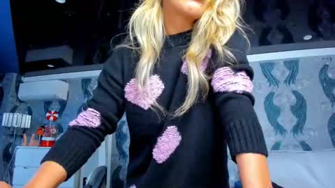 Ana online show from January 5, 2026, 5:27 pm