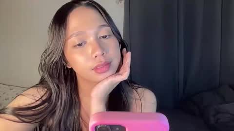 Snapshot of annette_03 chatting on October 27, 2025, 12:20 pm Annette 03 online show from October 27, 2025, 12:20 pm