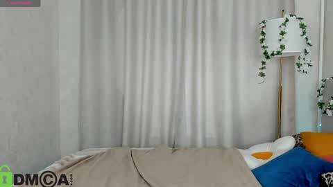 annette_nelsone online show from April 13, 2026, 1:00 am