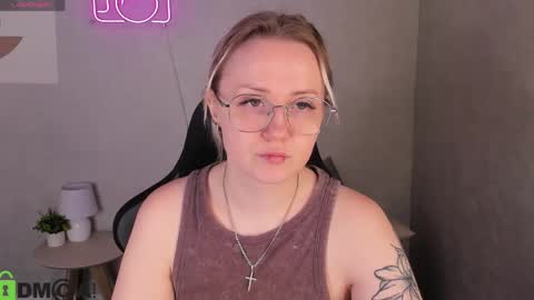 Snapshot of annette_potter chatting on April 2, 2026, 2:09 am Joyce Howard online show from April 2, 2026, 2:09 am