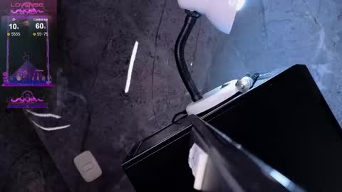 Anni acker b online show from March 3, 2026, 12:39 am