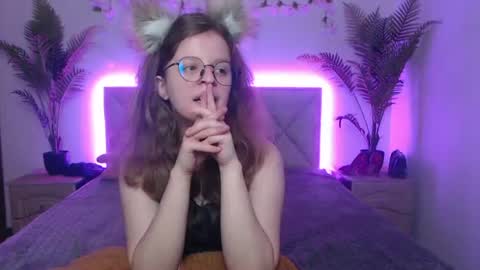 Snapshot of annibrownss chatting on July 27, 2026, 6:53 am Anni online show from July 27, 2026, 6:53 am