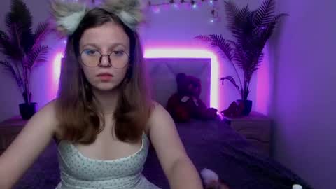 Snapshot of annibrownss chatting on July 29, 2026, 6:33 am Anni online show from July 29, 2026, 6:33 am