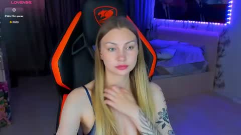 Annie online show from July 28, 2026, 4:39 pm