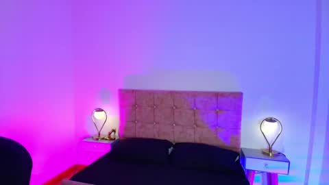 Snapshot of annie_bonnie_ chatting on April 30, 2026, 11:38 am Annie Bonnie online show from April 30, 2026, 11:38 am