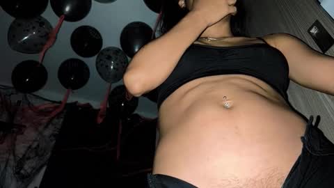 Snapshot of annie_darling_ chatting on November 1, 2025, 4:03 am A N G E L online show from November 1, 2025, 4:03 am