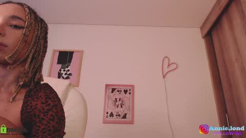 Annie online show from December 20, 2024, 3:00 pm