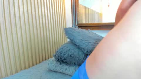 Snapshot of annie_paradisee chatting on May 15, 2026, 11:12 pm Annie online show from May 15, 2026, 11:12 pm