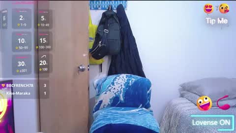 annie_rosse1017 online show from September 18, 2025, 2:02 am