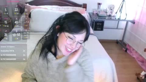 LAURA - A n n i e  S w a n online show from December 10, 2024, 5:00 pm