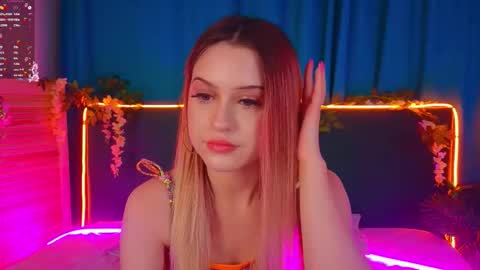 Snapshot of annie_swanson chatting on November 30, 2025, 8:35 pm annie online show from November 30, 2025, 8:35 pm