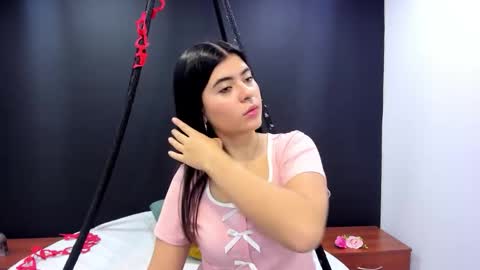 Snapshot of annie_sweet_1 chatting on February 20, 2026, 1:00 pm Annie online show from February 20, 2026, 1:00 pm