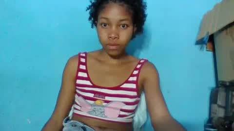 annieste online show from July 26, 2026, 6:32 am