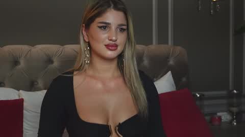 AnnieStyles online show from March 11, 2025, 10:07 am