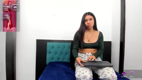 Snapshot of annniie22 chatting on February 26, 2026, 8:13 am annie online show from February 26, 2026, 8:13 am