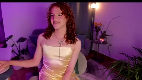 Anntonia Woods  online show from May 26, 2026, 1:34 am