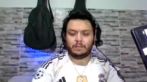 lion kennedy independent model moderator online show from February 25, 2026, 5:44 pm