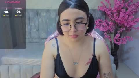 Anny  online show from May 27, 2026, 10:29 pm