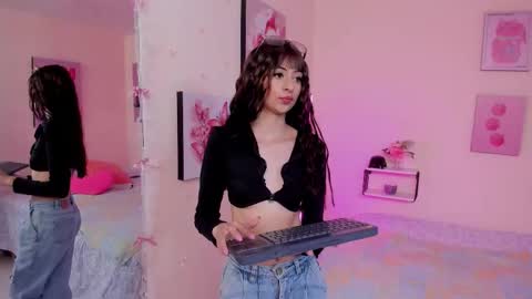 Anny cotton  online show from March 11, 2026, 7:31 pm