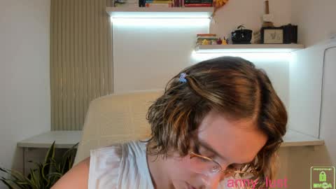 Issabela online show from April 29, 2026, 4:11 pm