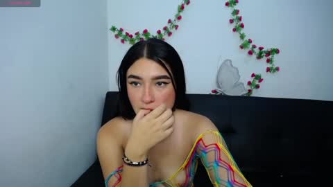 Anny online show from April 10, 2026, 4:33 pm