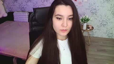 Annie online show from December 29, 2024, 9:50 am