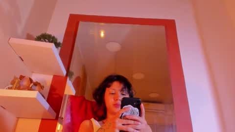A N N Y  online show from December 18, 2024, 10:24 pm