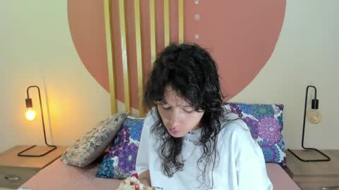 A N N Y  online show from February 4, 2025, 12:51 am