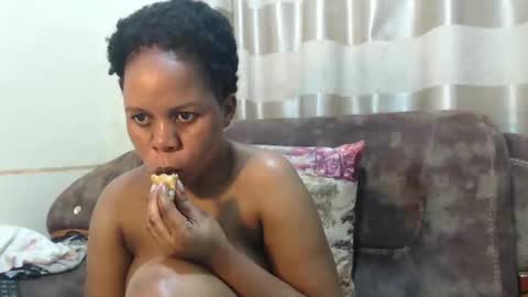 Anny online show from March 25, 2026, 8:42 am