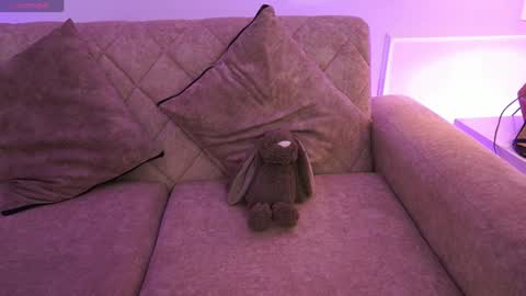 Ana online show from April 8, 2026, 11:32 am