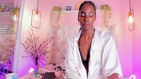 Anny  online show from January 24, 2025, 8:44 am