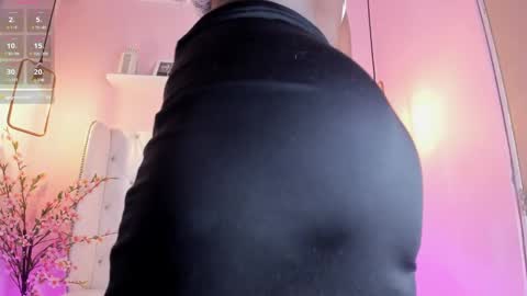 Anny  online show from January 30, 2025, 6:56 am