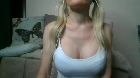 Snapshot of annypat chatting on June 20, 2026, 1:41 am annypat online show from June 20, 2026, 1:41 am