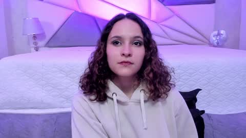 AnnyT online show from January 30, 2025, 12:07 am