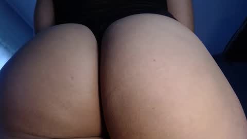 Snapshot of annyyeins chatting on November 9, 2025, 1:31 pm Anny Yeins online show from November 9, 2025, 1:31 pm