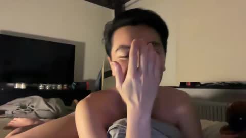 asiantwinkboy online show from December 16, 2024, 5:17 am