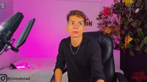 Jordan Mateo online show from December 23, 2024, 1:51 am