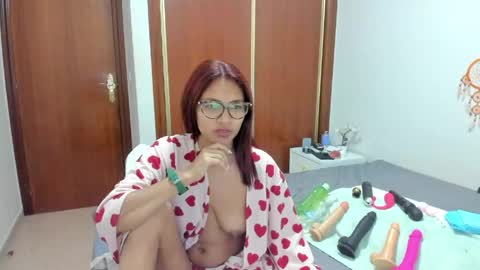 anthonela_hotsex online show from June 3, 2026, 10:07 am